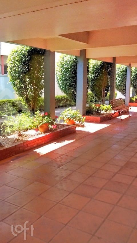 Image 3 - 233082